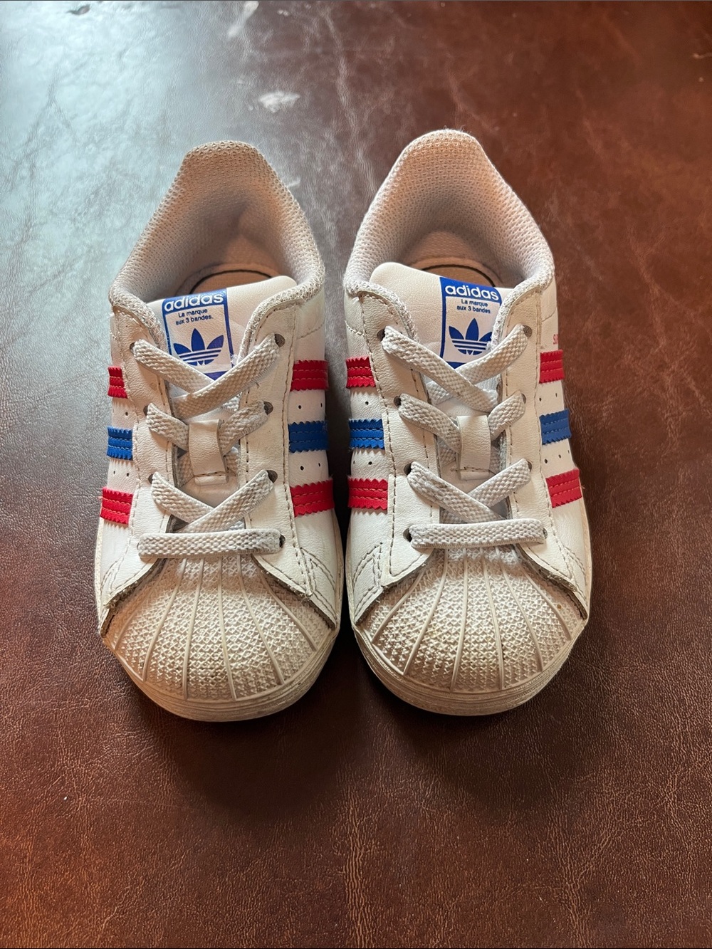 EUC adidas Superstar kids Sneakers with Red & Blue Stripes